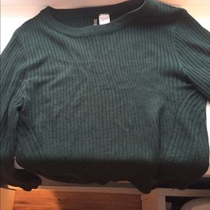 Green long sleeve shirt